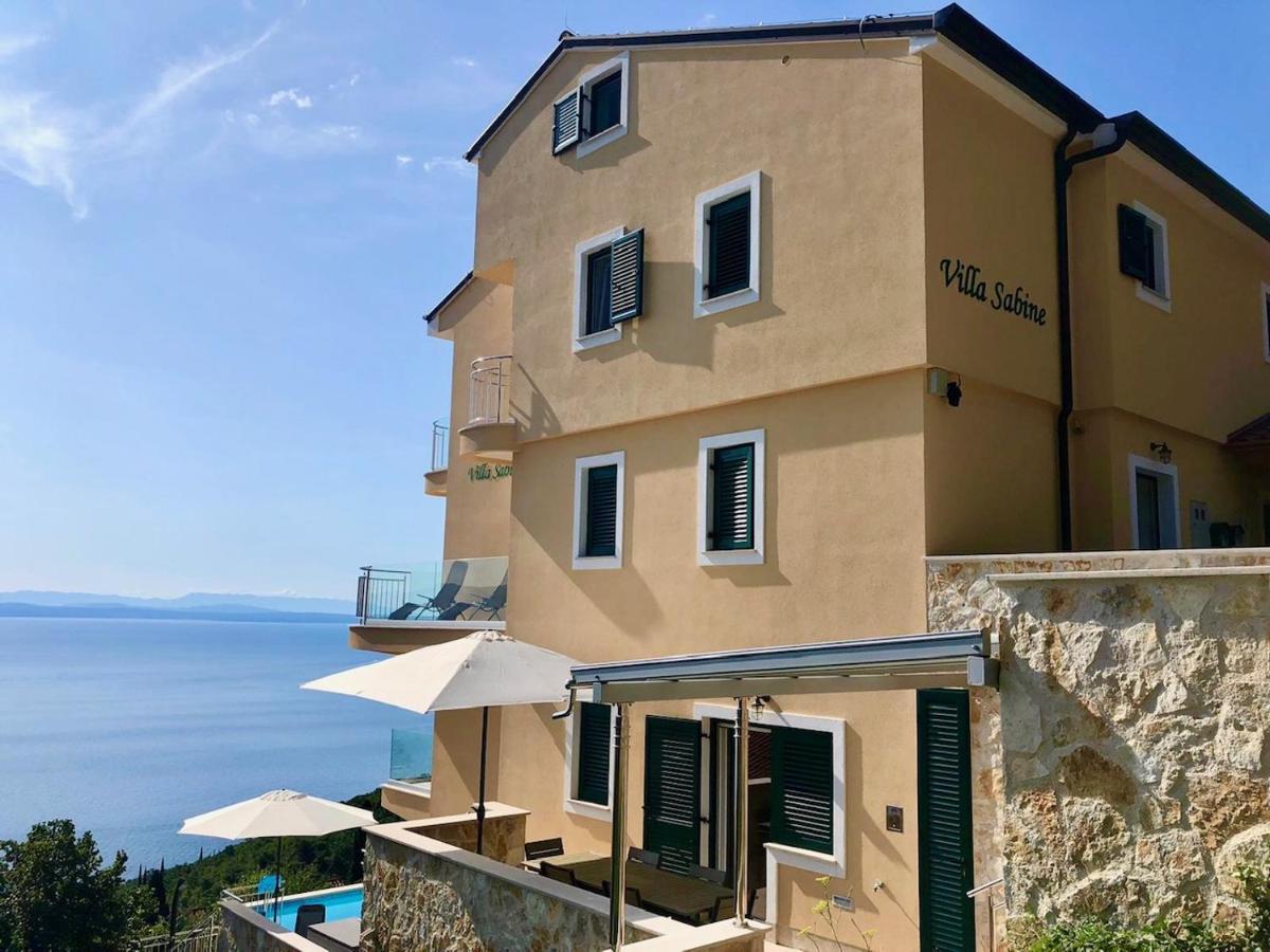 Villa Sabine Apartment Losinj Медвея Екстериор снимка