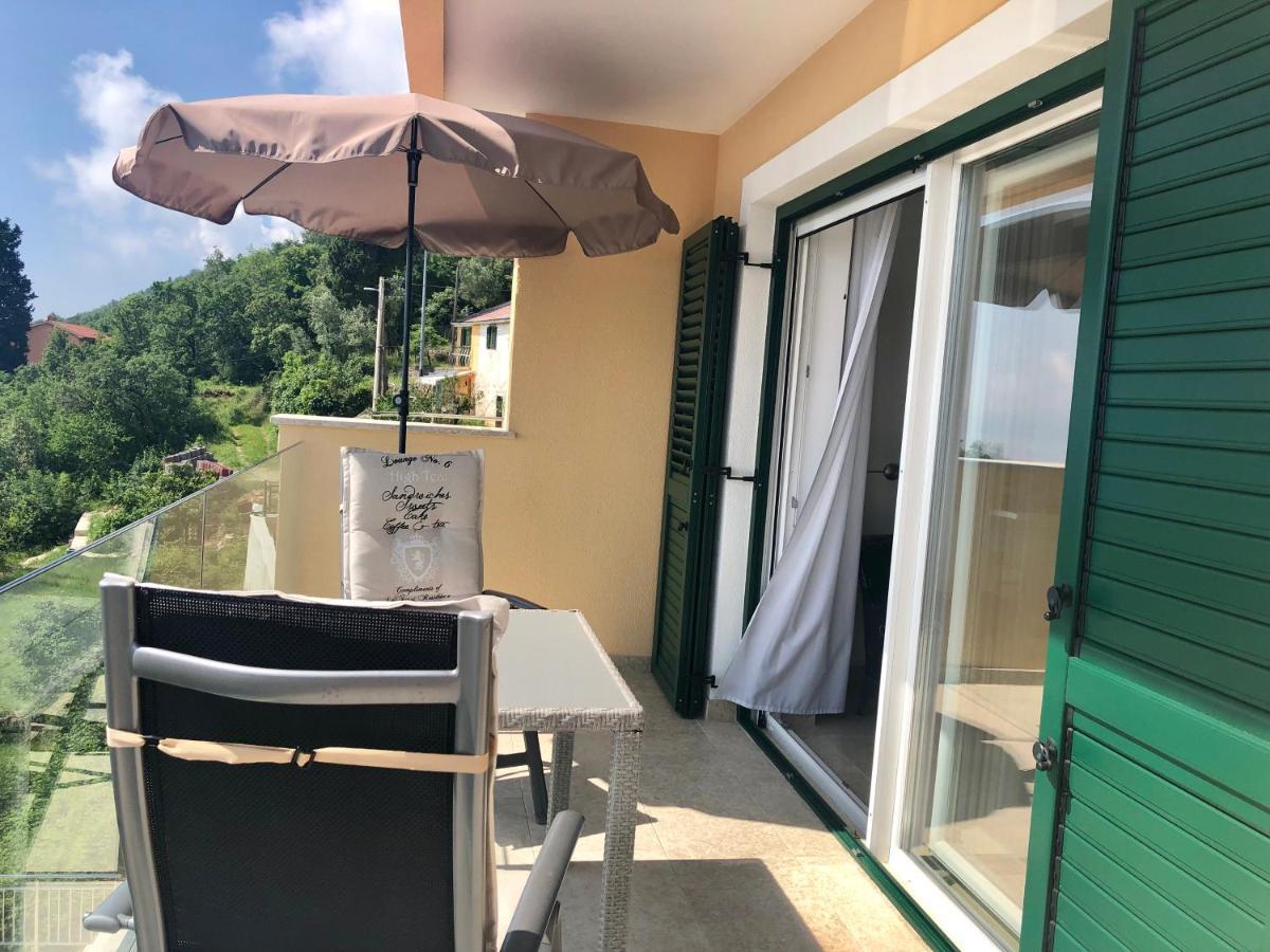 Villa Sabine Apartment Losinj Медвея Екстериор снимка
