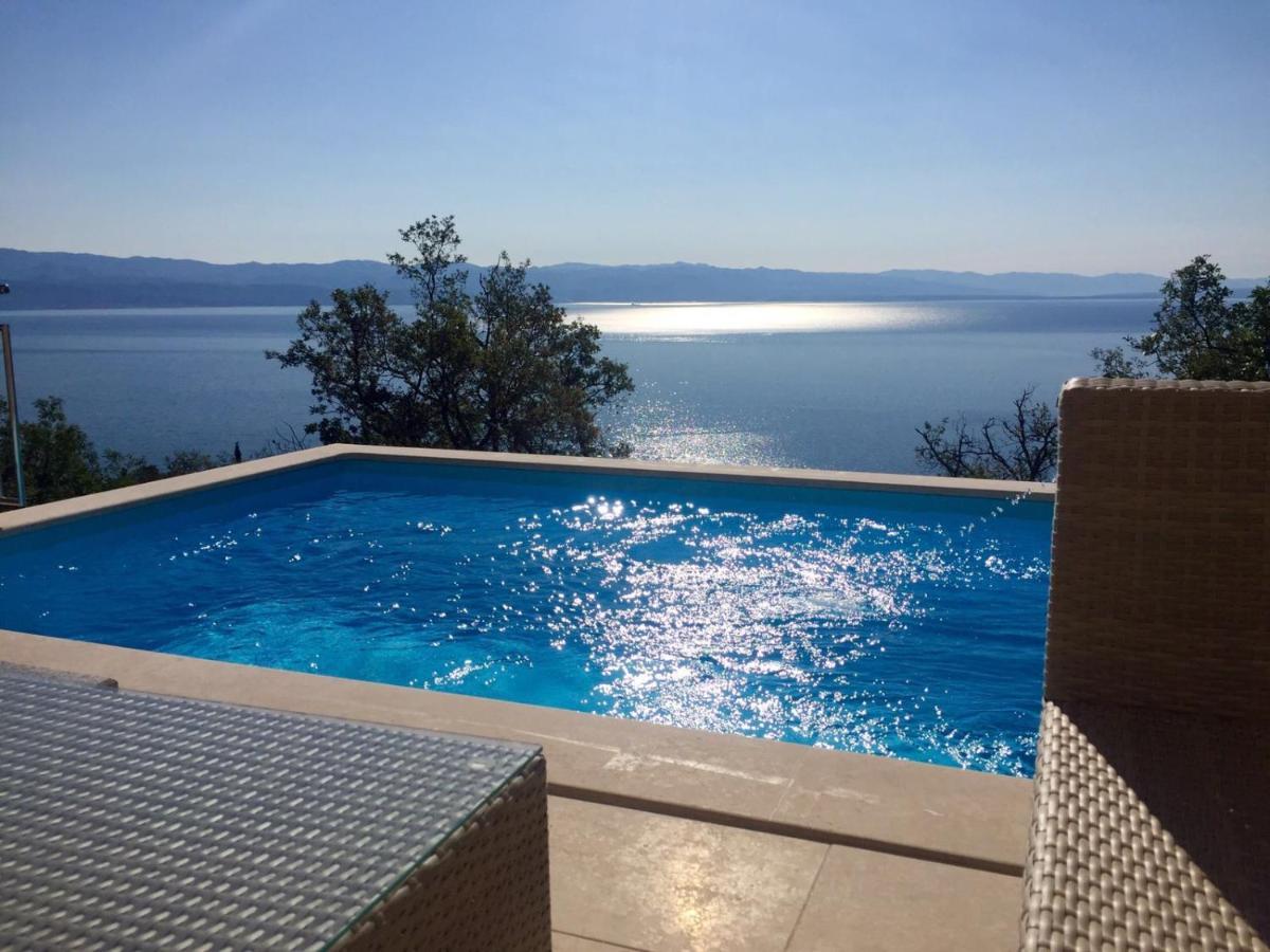 Villa Sabine Apartment Losinj Медвея Екстериор снимка