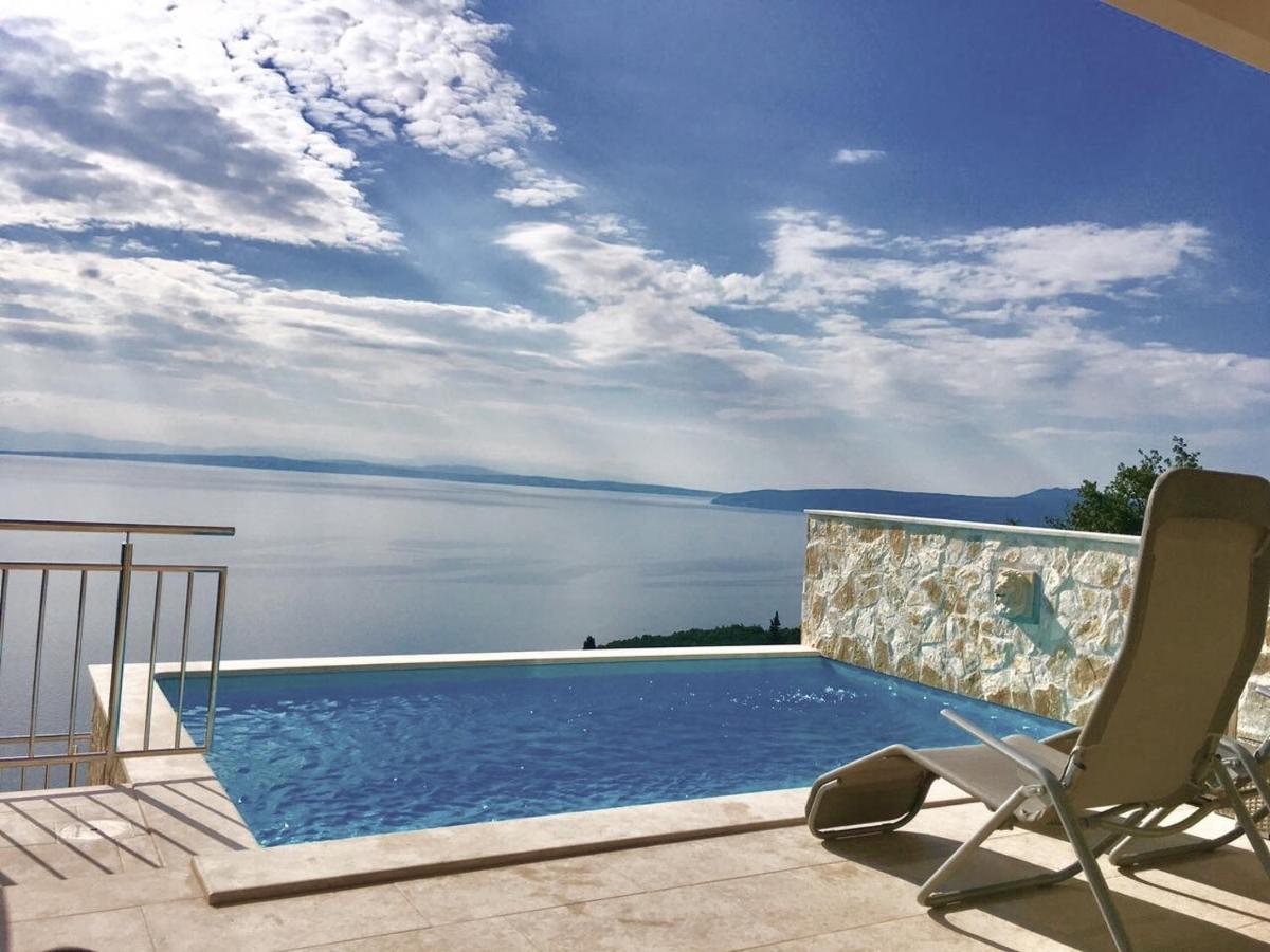 Villa Sabine Apartment Losinj Медвея Екстериор снимка