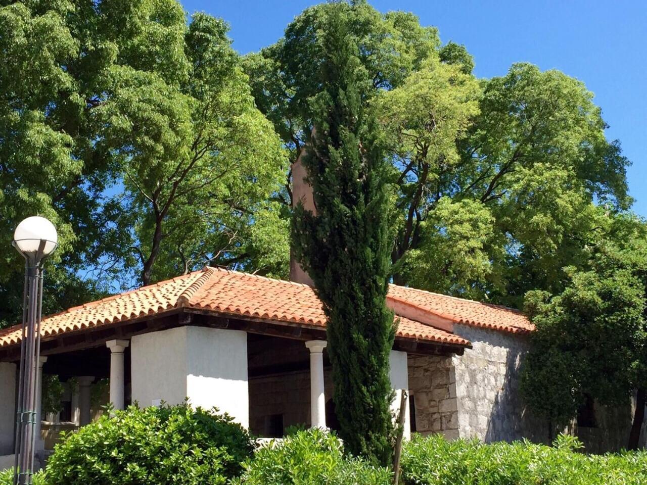 Villa Sabine Apartment Losinj Медвея Екстериор снимка