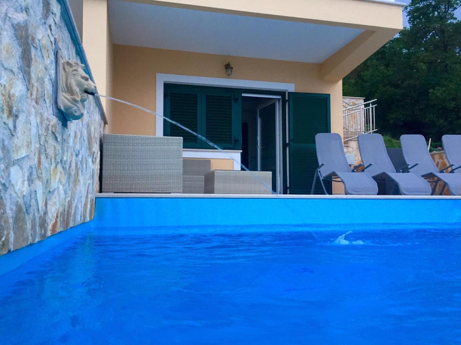 Villa Sabine Apartment Losinj Медвея Екстериор снимка